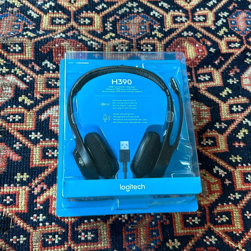 H390 USB computer headset